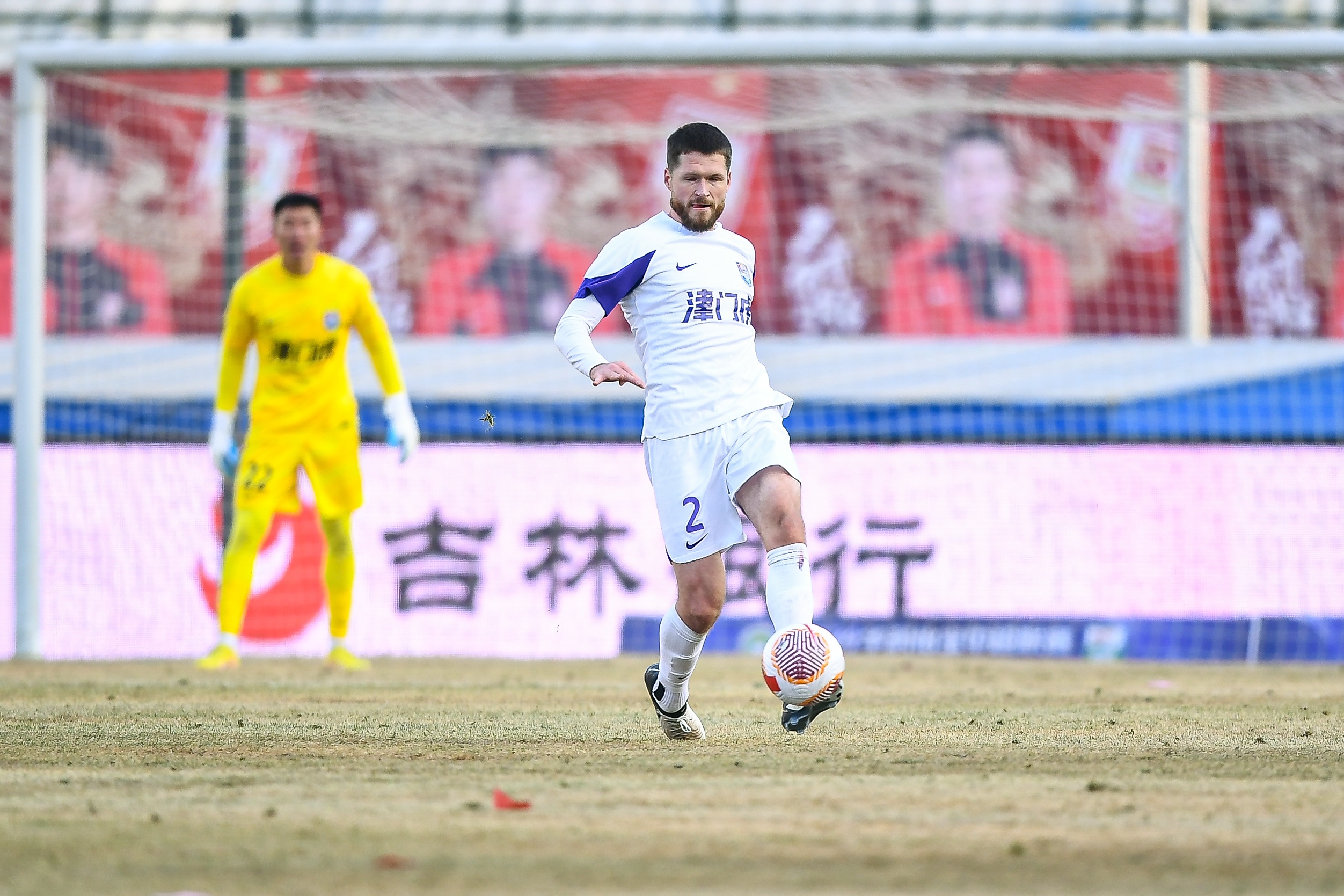  津門虎舊將亞冠對決格蘭特勝出，津媒：他離開津門虎因存?zhèn)‰[患